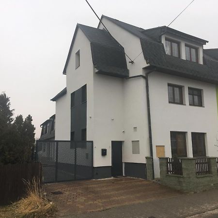 Apartment Dubnica Prejta 3 Dubnica nad Váhom Zewnętrze zdjęcie